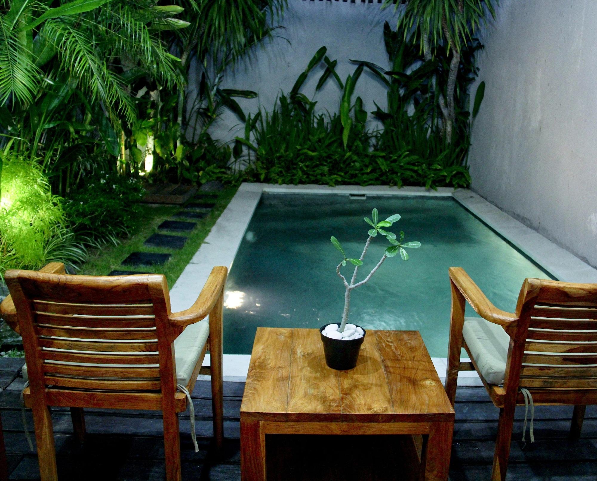 Delu Villas & Suite Kerobokan  Exterior photo