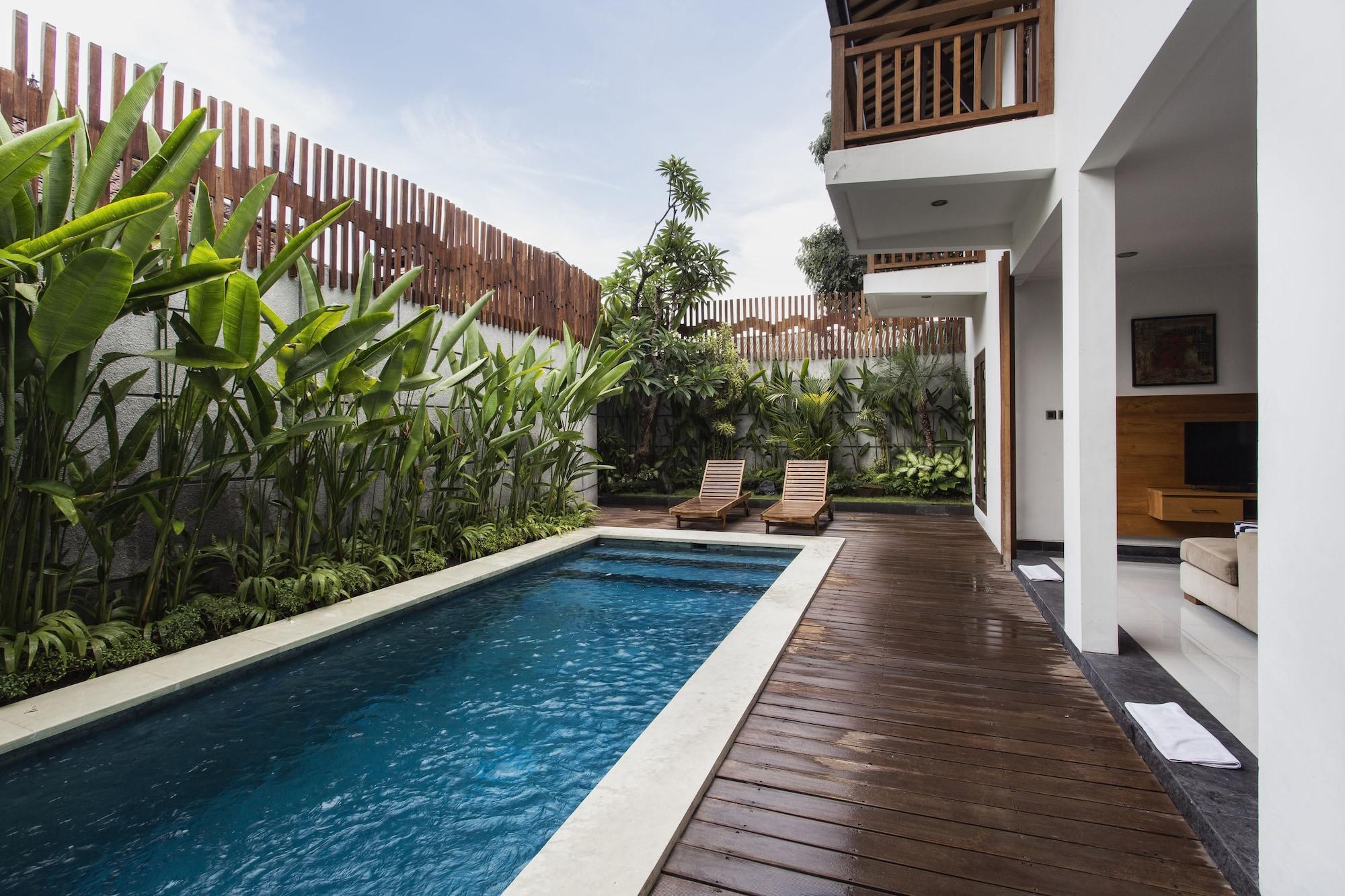 Delu Villas & Suite Kerobokan  Exterior photo