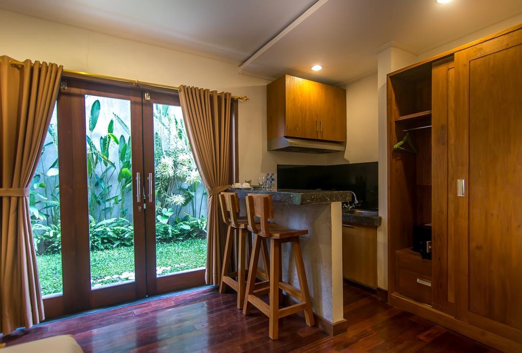 Delu Villas & Suite Kerobokan  Exterior photo