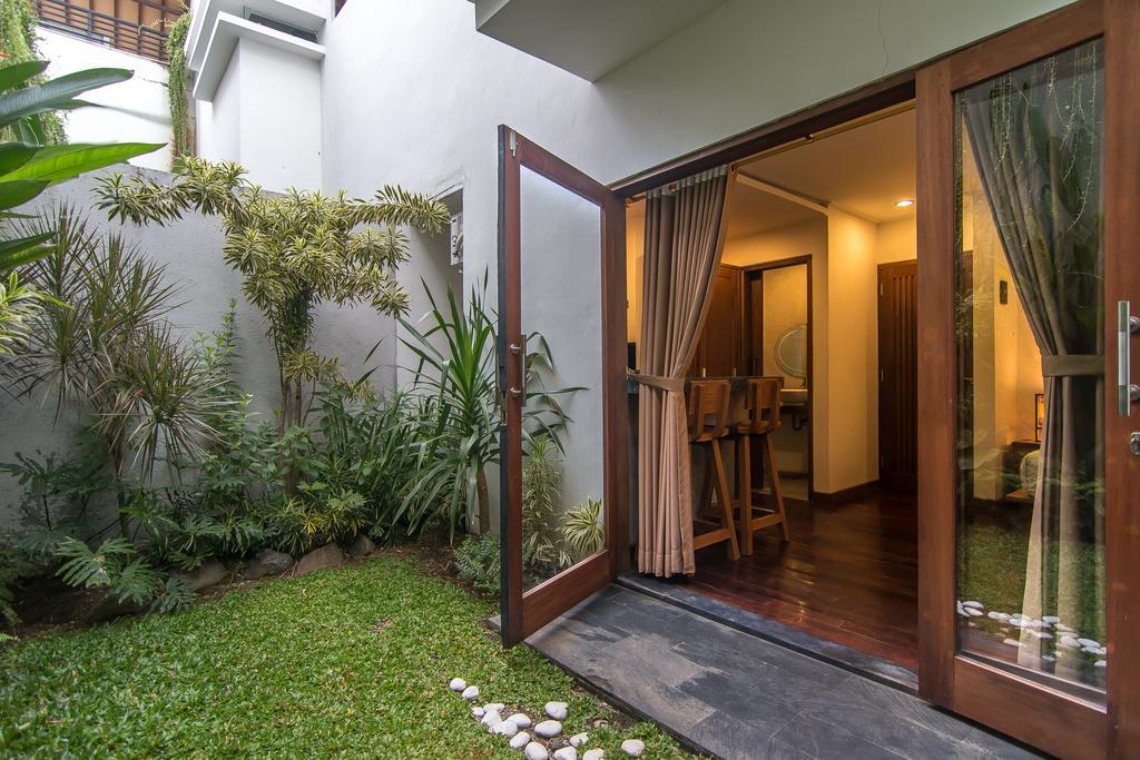 Delu Villas & Suite Kerobokan  Exterior photo